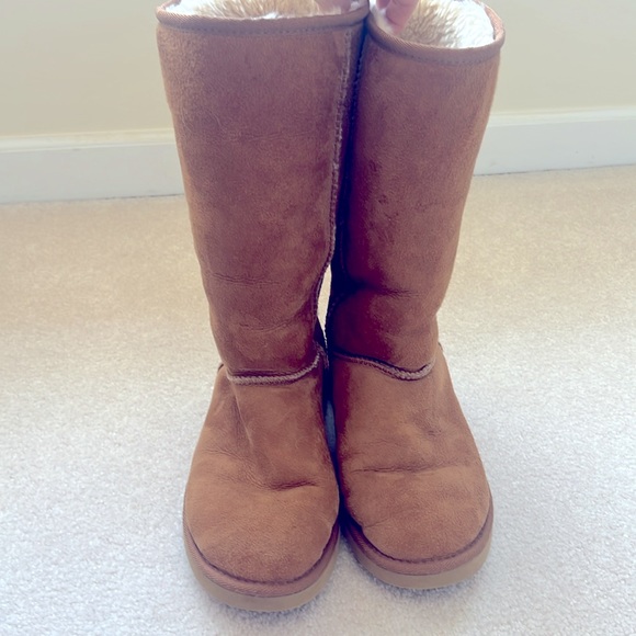 Ugg Classic Tall Chestnut Boots - Picture 3 of 9